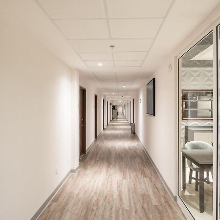Hotel Mesaluna Short & Long Stay Σιουδάδ Χουάρες Εξωτερικό φωτογραφία