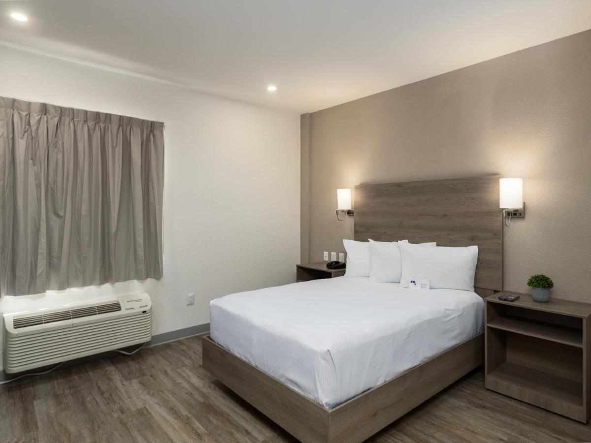 Hotel Mesaluna Short & Long Stay Σιουδάδ Χουάρες Εξωτερικό φωτογραφία